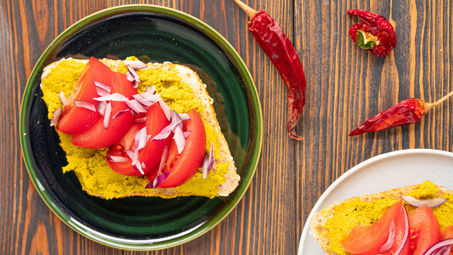 Kanapki z pastą curry z kurczaka