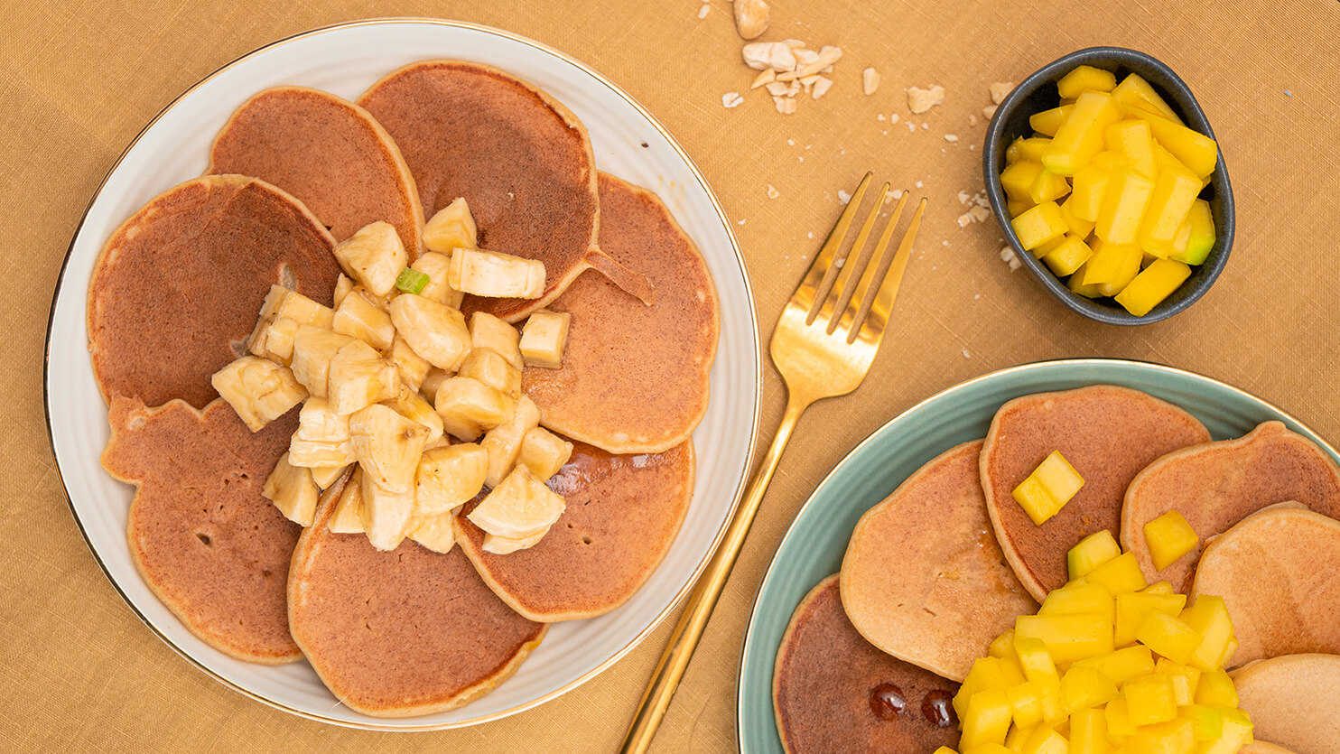Pancakes z tofu i owocami