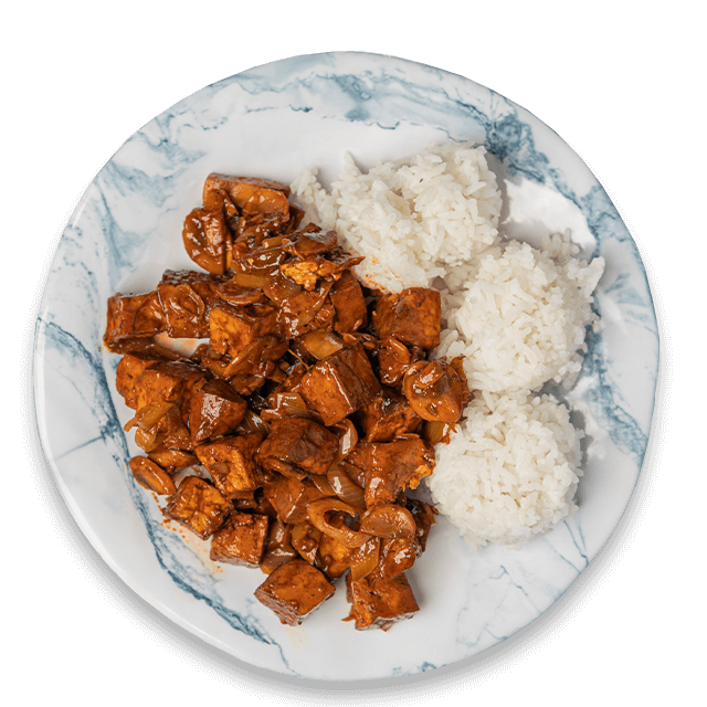 Tofu po seczuańsku z ryżem jaśminowym i pomidorami