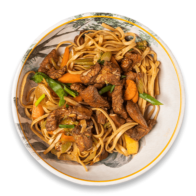 Makaron noodle po chińsku z indykiem i warzywami