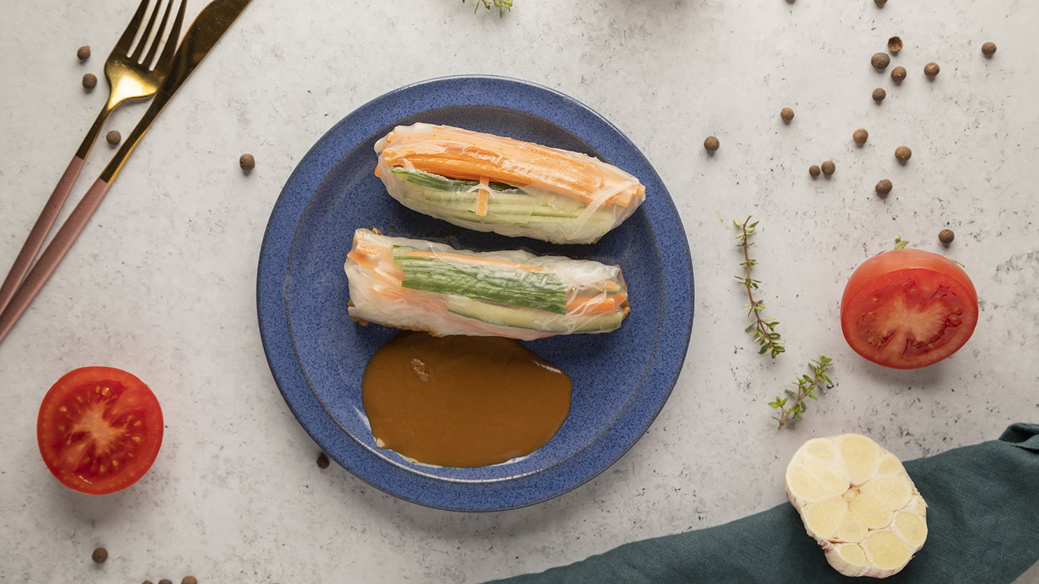 Spring rolls ze świeżymi warzywami