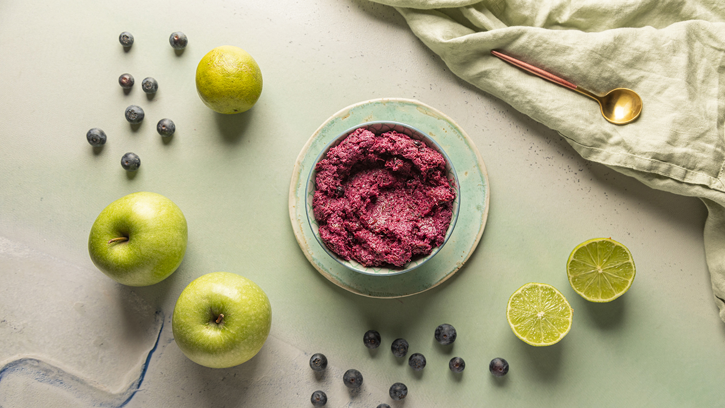 Pudding chia na mleku roślinnym z wiórkami kokosowymi