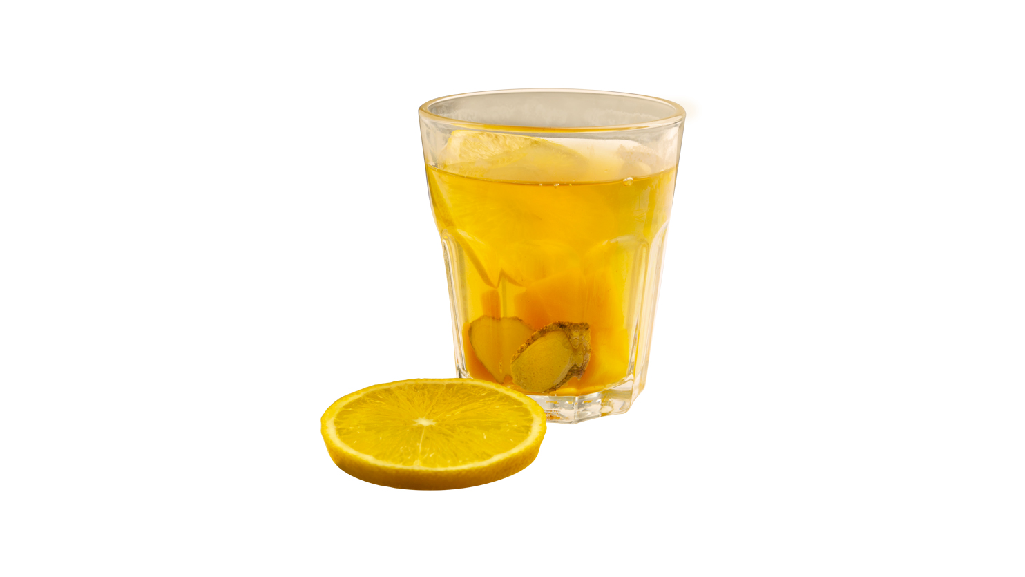 Rozgrzewająca zielona herbata z imbirem, cytryną i mango
