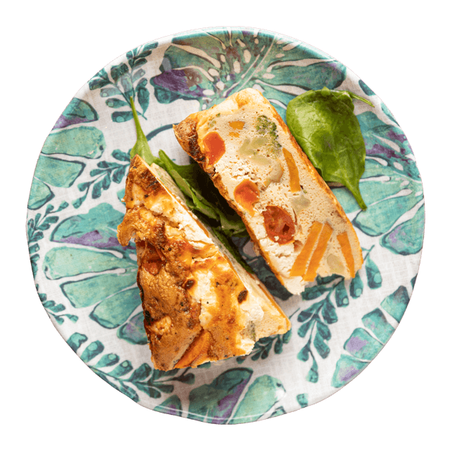 Frittata z batatem, brokułami i serem feta