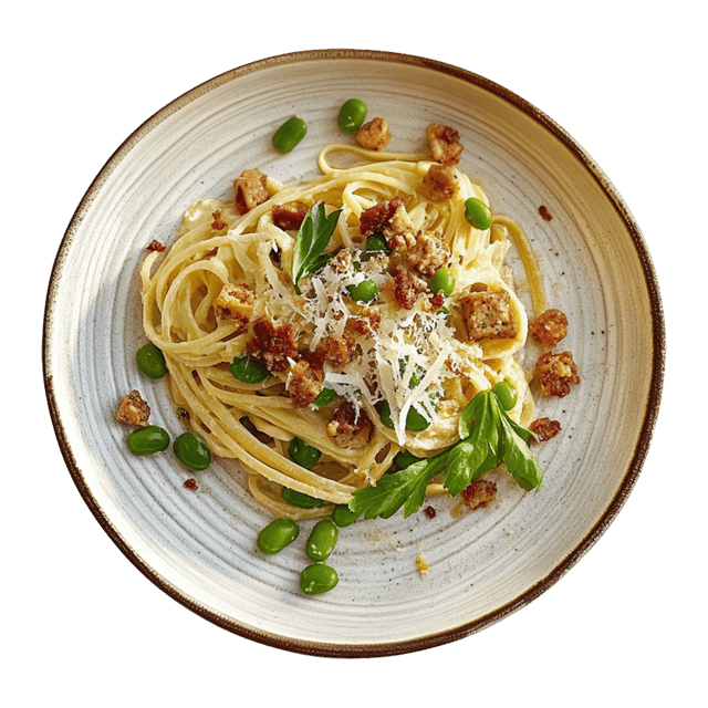 Makaron z bobem, skwarkami z tofu i parmezanem